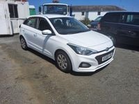 Used Hyundai i20 75 HP (55 kW) 2019 White Hatchback