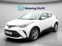 Second-hand Toyota C-HR 122 CP (89 kW) 2023 Alb SUV