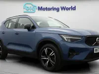 Usado Volvo XC40 Plus 163 HP (119 kW) 2025 SUV