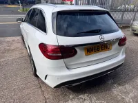 Begagnad Mercedes C220 AMG line 194 HK (142 kW) 2018 Vit Kombi