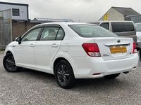 Used Toyota Corolla 2014 White Sedan