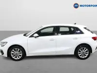 Begagnad Audi A3 2023 Vit Sedan