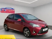 Used Toyota Yaris 101 HP (74 kW) 2018 Red Hatchback