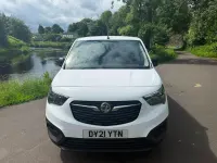 Used Vauxhall Combo 100 HP (73 kW) 2021 White MPV