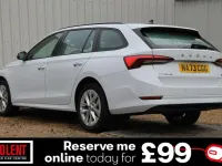Begagnad Skoda Octavia SE Technology 200 HK (147 kW) 2023 Vit Kombi