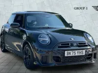 Used Mini Cooper Hatch 114 kW (156 HP) 2025 Black Hatchback