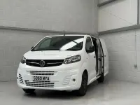 Used Vauxhall Vivaro 100 HP (73 kW) 2019 White MPV