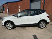Used Seat Arona SE Technology 115 HP (84 kW) 2019 White SUV