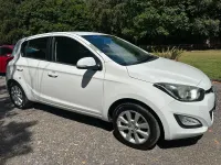 Used Hyundai i20 Active 84 HP (61 kW) 2012 White Hatchback