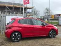 Used Peugeot 208 S 2018 Red Hatchback