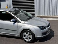 Used Ford Focus Zetec 100 HP (73 kW) 2005 Silver Hatchback