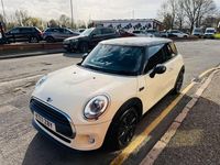 Used Mini Cooper Hatch 2017 White Hatchback