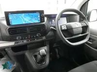 Used Vauxhall Vivaro 145 HP (106 kW) 2024 White MPV