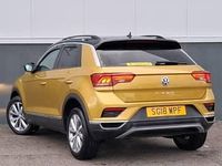 Used VW T-Roc Design 150 HP (110 kW) 2018 Yellow SUV