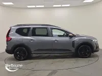 Used Dacia Jogger Extreme 141 HP (103 kW) 2024 Grey MPV