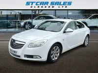 Used Vauxhall Insignia SRi 160 HP (117 kW) 2011 White Hatchback