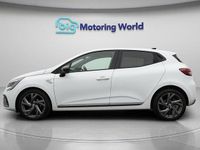 Used Renault Clio V RS Line 90 HP (66 kW) 2023 White Hatchback