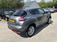 Usado Nissan Juke N-Connecta 2018 Cinzento SUV