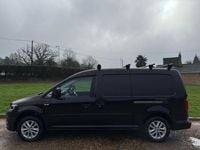 Used VW Caddy Maxi Highline 102 HP (75 kW) 2018 Mauve/purple MPV