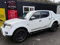 Used Mitsubishi L200 176 HP (129 kW) 2011 White Pickup