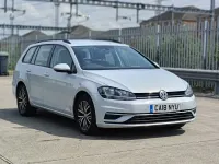 Usado VW Golf VII 115 HP (84 kW) 2018 Prateado Carrinha