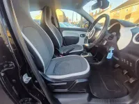 Used Renault Twingo Dynamique 70 HP (51 kW) 2015 Black Hatchback