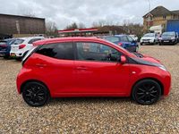 Used Toyota Aygo x-style 68 HP (50 kW) 2017 Red Hatchback