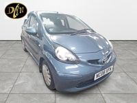 Used Toyota Aygo 67 HP (49 kW) 2008 Blue Hatchback