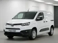 Used Toyota Proace Edition 100 HP (73 kW) 2023 White MPV