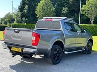 Used Nissan Navara Tekna 190 HP (139 kW) 2019 Grey Pickup