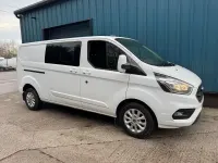 Begagnad Ford Transit Custom Limited 130 HK (95 kW) 2022 Vit Van