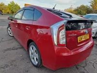 Usado Toyota Prius 2015 Vermelho Citadino