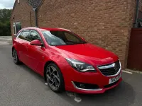 Used Vauxhall Insignia SRi 163 HP (119 kW) 2015 Red Estate