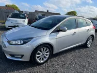 Używany Ford Focus Titanium 125 KM (91 kW) 2017 Srebrny Hatchback