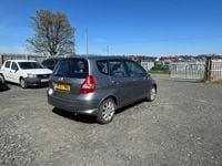 Begagnad Honda Jazz SE 82 HK (60 kW) 2007 Silver Halvkombi