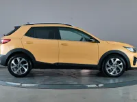 Used Kia Stonic GT-Line S 98 HP (72 kW) 2024 Yellow SUV