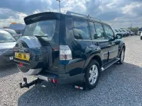 Used Mitsubishi Shogun Elegance 2009 Green SUV