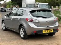 Używany Mazda 3 105 KM (77 kW) 2010 Srebrny Hatchback
