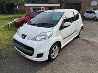 Used Peugeot 107 Sportium 68 HP (50 kW) 2012 White Hatchback