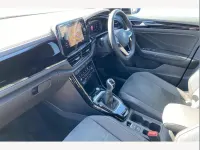 Ny VW T-Roc Design 150 HK (110 kW) 2026 Svart SUV