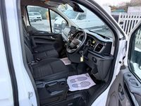 Used Ford Transit Custom Limited 130 HP (95 kW) 2021 White Van