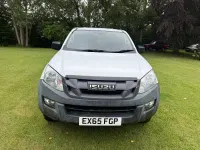 Used Isuzu D-Max 2015 White Pickup