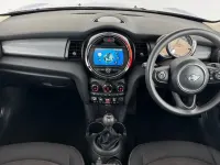 Used Mini Cooper Classic 134 HP (98 kW) 2019 Blue Hatchback