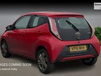 Used Toyota Aygo x-press 69 HP (50 kW) 2016 Red Hatchback