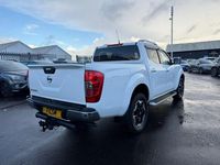 Used Nissan Navara Tekna 190 HP (139 kW) 2021 White Pickup