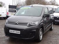 Used Citroën Berlingo 100 HP (73 kW) 2024 Grey MPV
