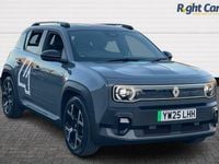 Used Renault 4 E-Tech Komfort 110 kW (150 HP) 2025 SUV
