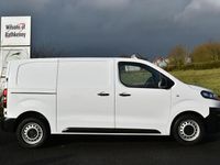 Used Citroën Dispatch 101 HP (74 kW) 2023 White MPV