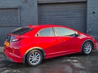 Used Honda Civic S 100 HP (73 kW) 2014 Red Hatchback