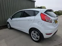 Used Ford Fiesta Zetec 2013 White Hatchback